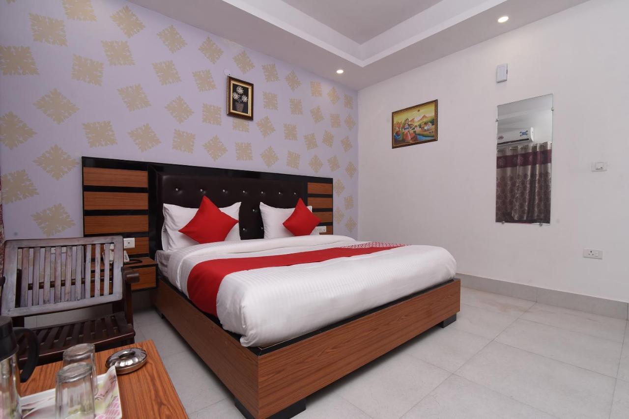 Capital O 13310 Noida Suites מראה חיצוני תמונה