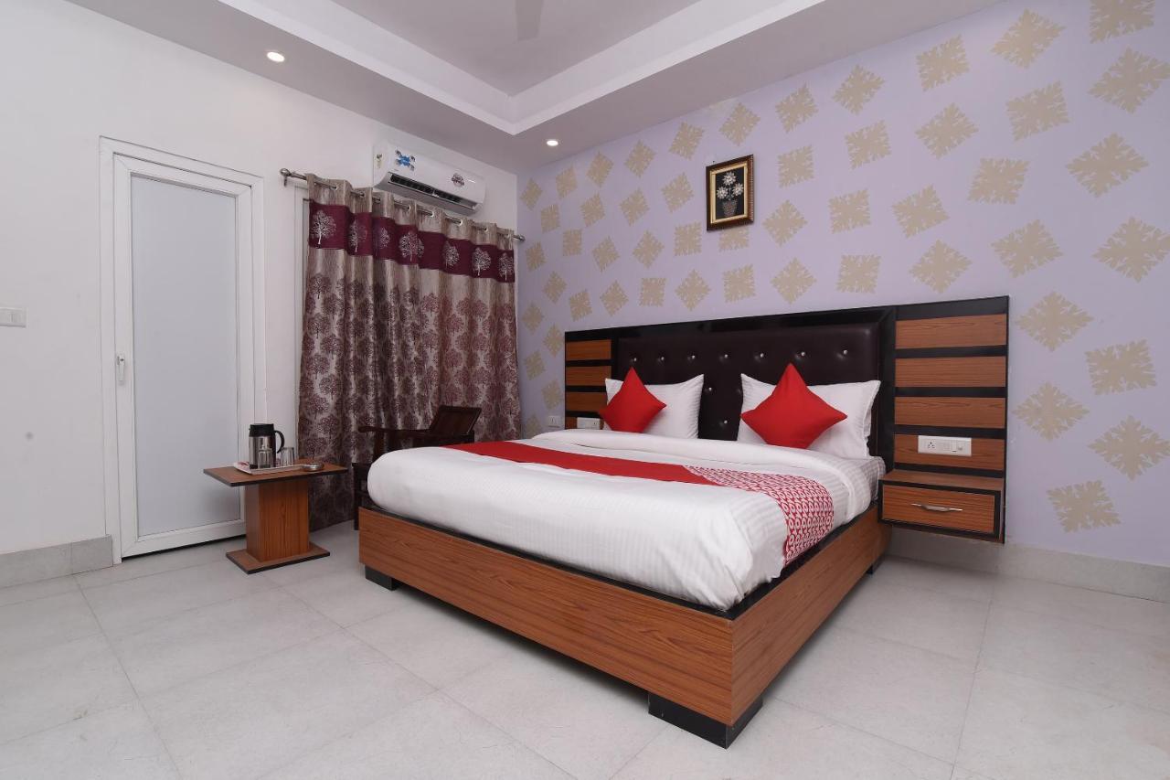 Capital O 13310 Noida Suites מראה חיצוני תמונה