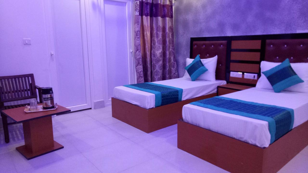 Capital O 13310 Noida Suites מראה חיצוני תמונה