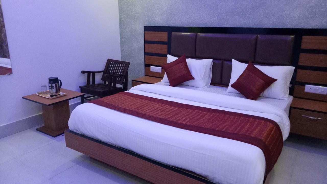 Capital O 13310 Noida Suites מראה חיצוני תמונה
