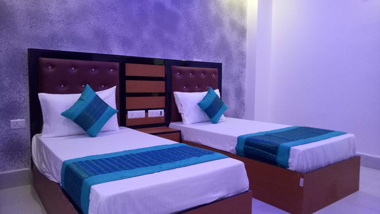 Capital O 13310 Noida Suites מראה חיצוני תמונה