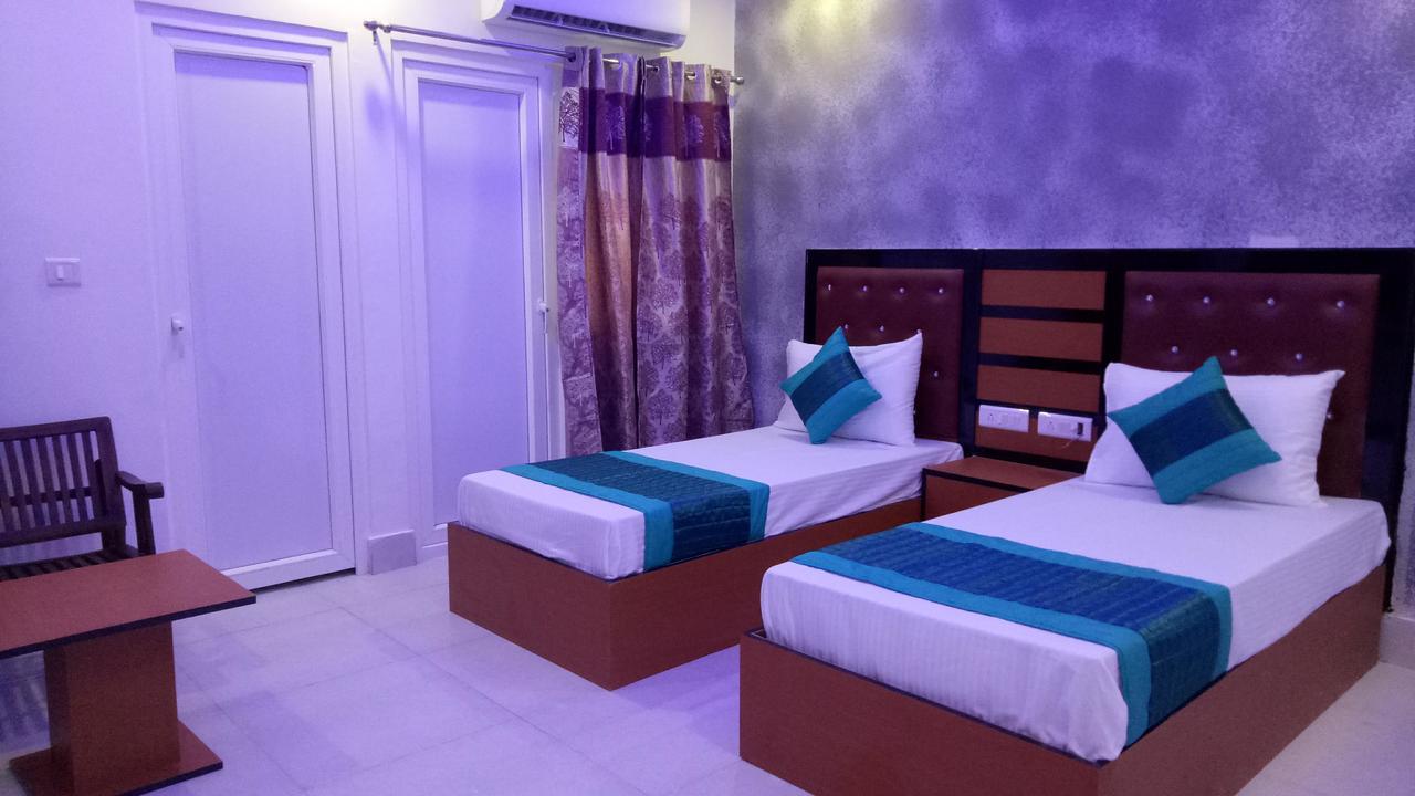 Capital O 13310 Noida Suites מראה חיצוני תמונה