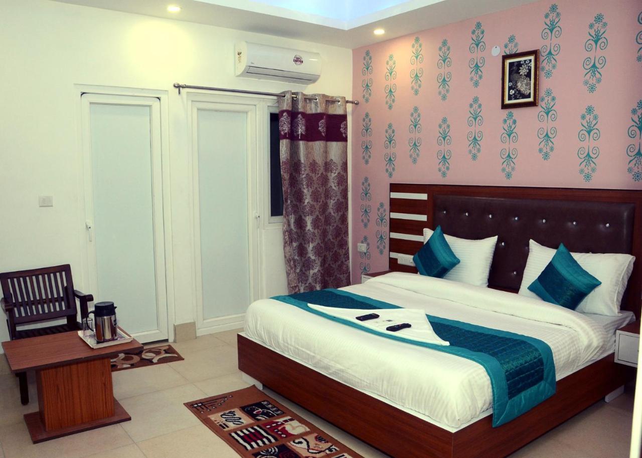 Capital O 13310 Noida Suites מראה חיצוני תמונה