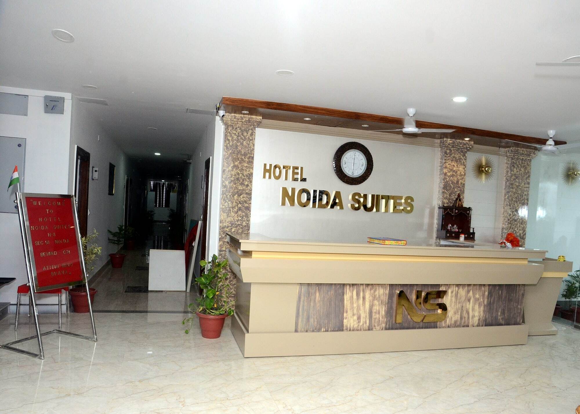 Capital O 13310 Noida Suites מראה חיצוני תמונה