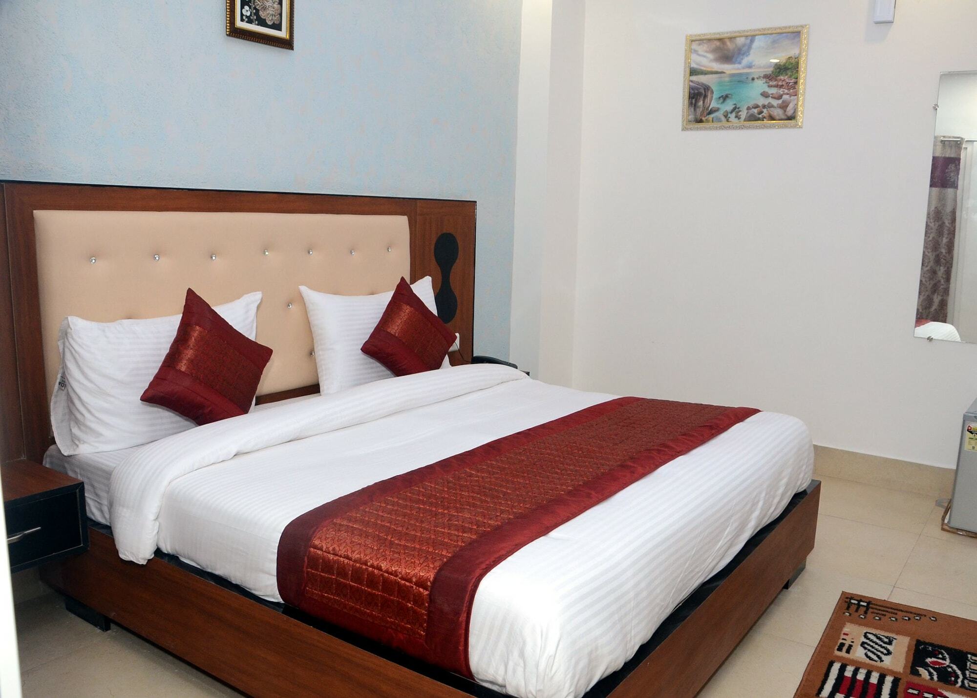 Capital O 13310 Noida Suites מראה חיצוני תמונה